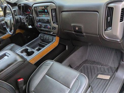 Used 2018 Chevrolet Silverado 2500 High Country AWD/4WD image 28