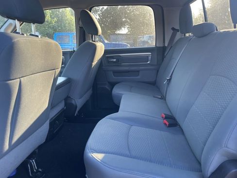 Used 2019 RAM 1500 Classic SLT RWD image 6