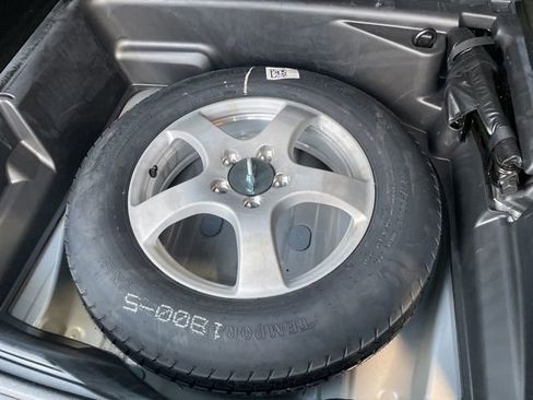 Used 2023 Jeep Grand Cherokee Limited image 22