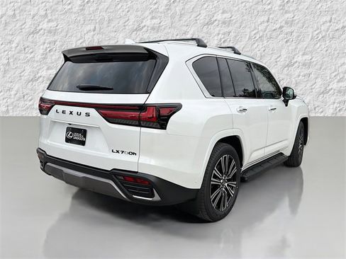 New 2026 Lexus LX 700h Luxury image 3