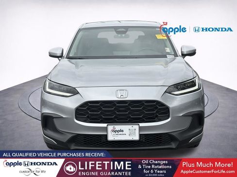 Used 2024 Honda HR-V LX image 2