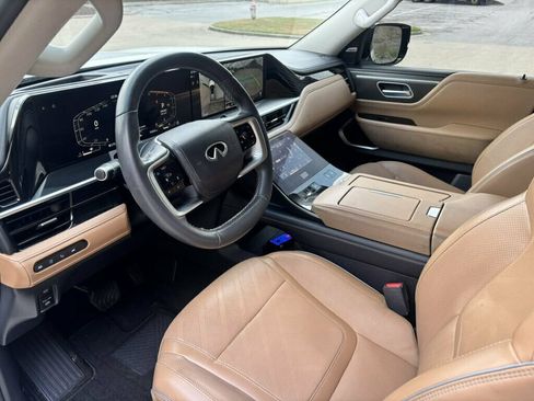 Used 2025 INFINITI QX80 Luxe AWD/4WD image 10
