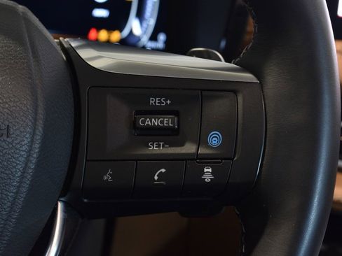 Used 2024 INFINITI QX60 Sensory w/ Vision Package image 18