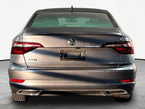 Used 2020 Volkswagen Jetta R-Line w/ R-Line Cold Weather Package FWD image 5