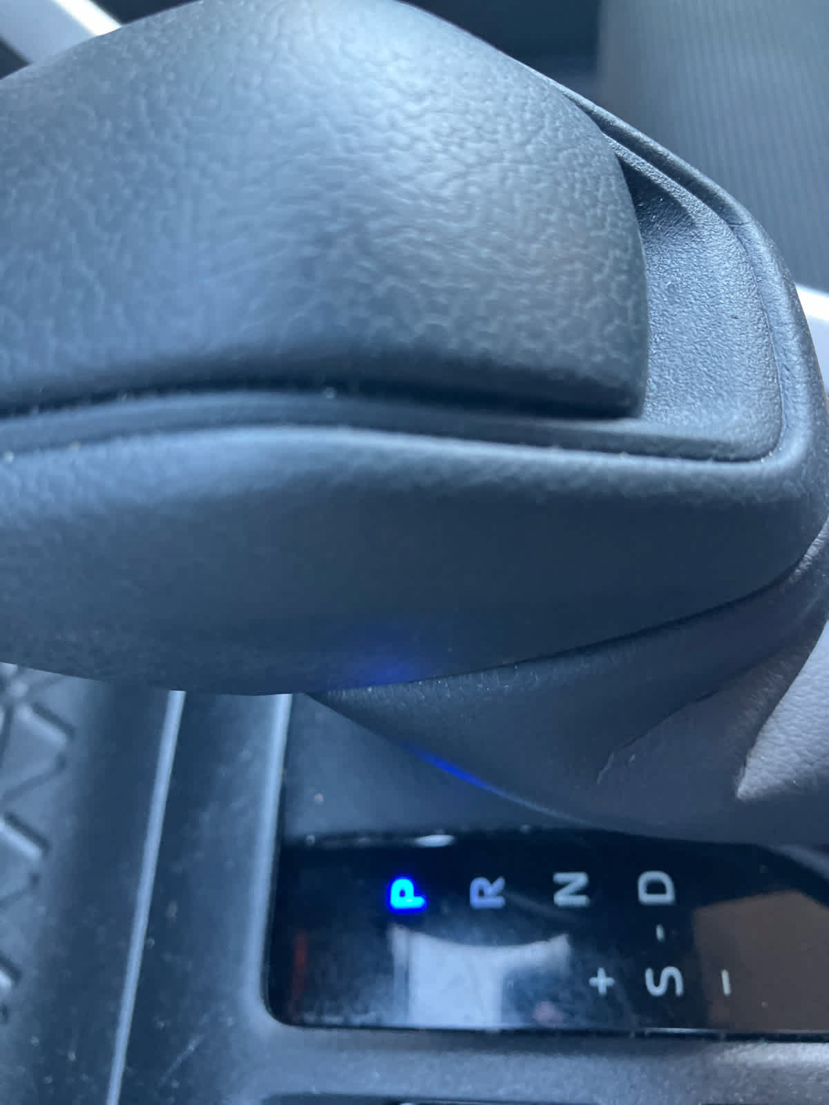 Certified 2025 Toyota RAV4 LE AWD/4WD image 29