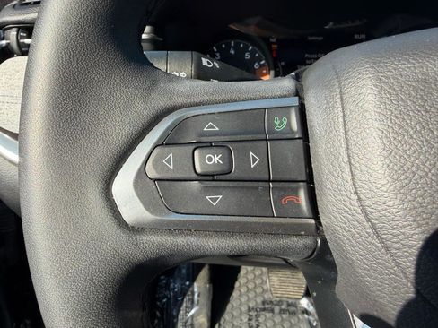 Used 2023 Jeep Compass Latitude w/ Convenience Group image 25