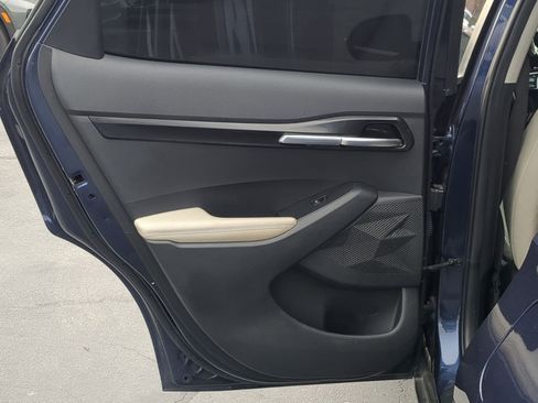 Used 2023 Kia Seltos SX image 31