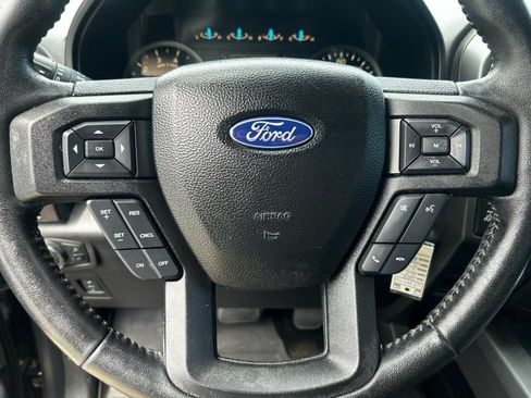 Used 2018 Ford F150 XLT w/ Equipment Group 302A Luxury AWD/4WD image 18