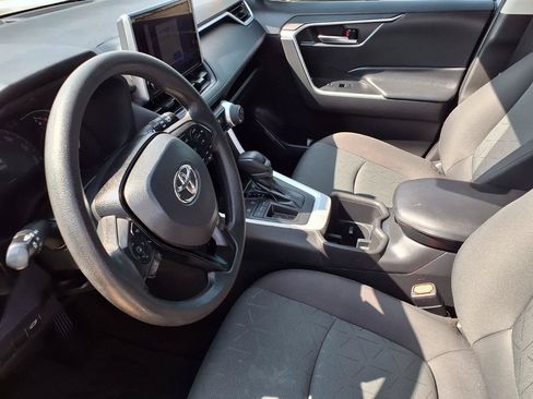 Used 2023 Toyota RAV4 XLE w/ Convenience Package FWD image 18