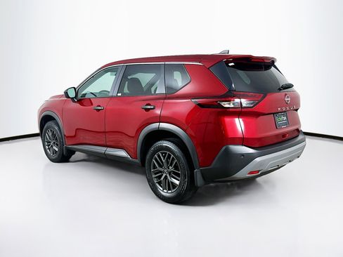 Used 2023 Nissan Rogue S FWD image 5
