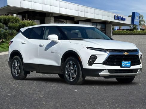 Used 2025 Chevrolet Blazer LT FWD image 10
