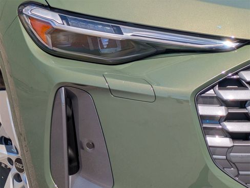 New 2025 Audi Q5 Premium Plus image 16