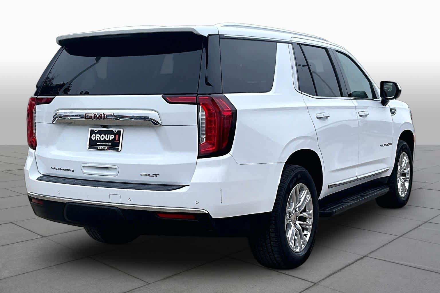 Used 2024 GMC Yukon SLT RWD image 13