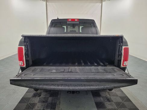 Used 2018 RAM 1500 Laramie Longhorn RWD image 29