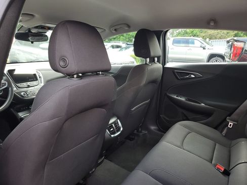 Used 2025 Chevrolet Malibu LT FWD image 10