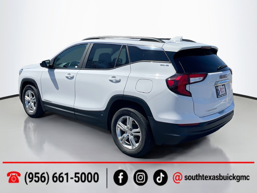 Used 2022 GMC Terrain SLE w/ Driver Convenience Package FWD image 8