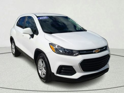 Used 2020 Chevrolet Trax LS w/ Tint and Cruise Package image 1
