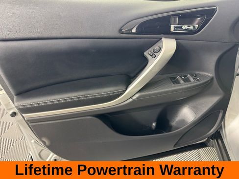 Used 2024 Mitsubishi Eclipse Cross SE image 9