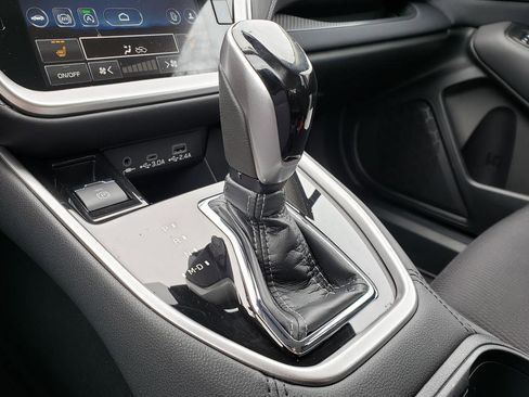 Used 2025 Subaru Legacy Premium image 25