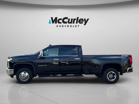 Used 2020 Chevrolet Silverado 3500 LTZ w/ LTZ Convenience Package AWD/4WD image 4