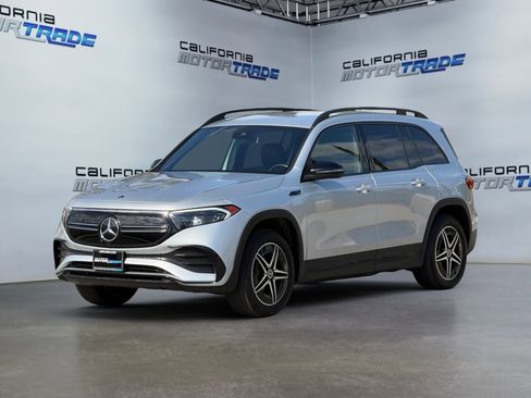 Used 2023 Mercedes-Benz EQB 300 4MATIC image 9