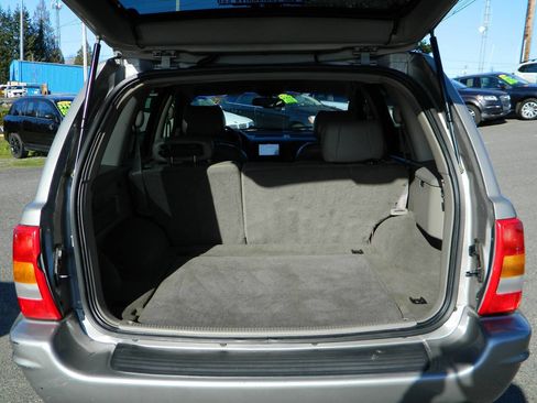 Used 2002 Jeep Grand Cherokee Limited image 10