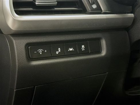 Used 2020 Kia Telluride LX image 12