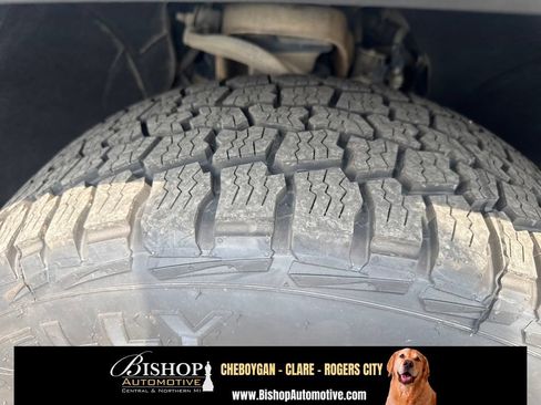 Used 2023 GMC Sierra 1500 Elevation w/ X31 Off-Road Package AWD/4WD image 19