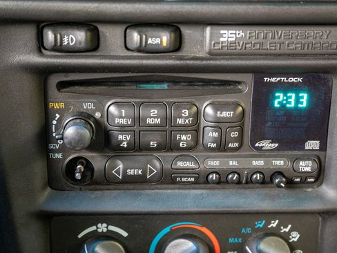 Used 2002 Chevrolet Camaro Z28 RWD image 19