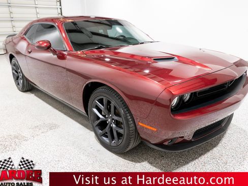Used 2022 Dodge Challenger SXT w/ Blacktop Package RWD image 6