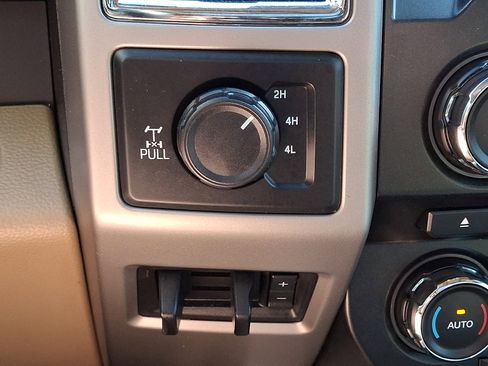 Used 2018 Ford F350 Lariat w/ Lariat Ultimate Package image 28