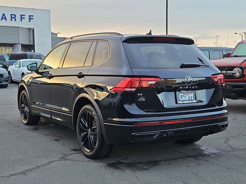 Used 2022 Volkswagen Tiguan SE R-Line image 9