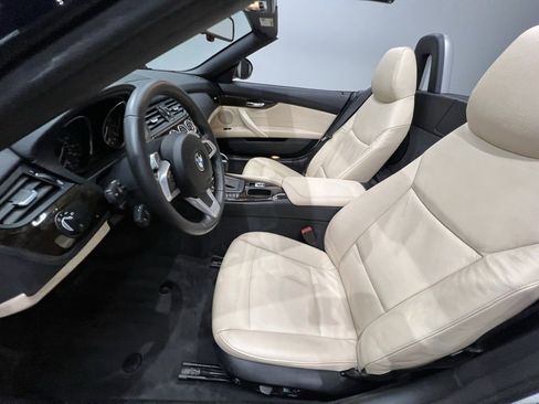 Used 2011 BMW Z4 sDrive30i image 35