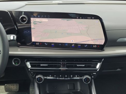 New 2026 Chevrolet Traverse LT w/ Driver Confidence Package image 14