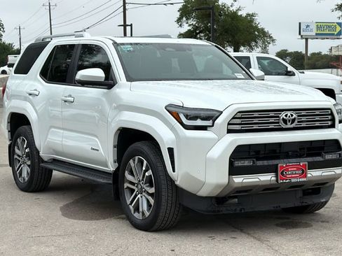Certified 2025 Toyota 4Runner Limited AWD/4WD image 3