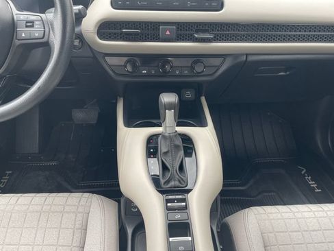 Certified 2024 Honda HR-V LX image 11