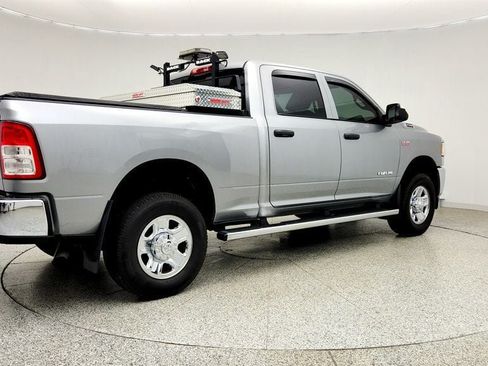 Used 2022 RAM 2500 Tradesman w/ Chrome Appearance Group AWD/4WD image 5