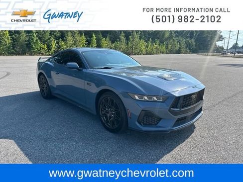 Used 2024 Ford Mustang GT Premium w/ GT Performance Package RWD image 3