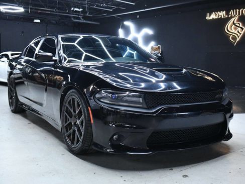 Used 2016 Dodge Charger R/T Scat Pack w/ Beats Audio Group RWD image 5