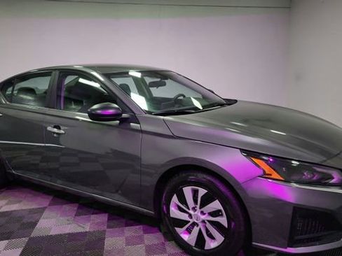 Used 2025 Nissan Altima 2.5 S FWD image 1
