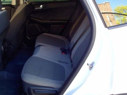 Used 2021 Ford Escape SE w/ SE Sport Appearance Package AWD/4WD image 12