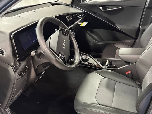 New 2026 Kia Niro Wind w/ Wind Preserve Package FWD image 13
