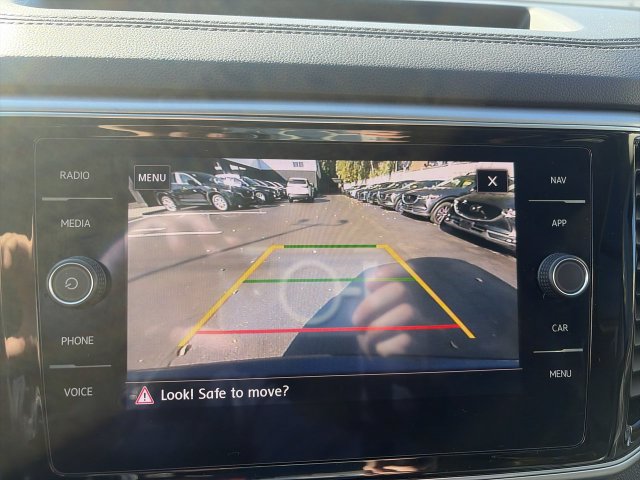 Used 2019 Volkswagen Atlas SEL R-Line AWD/4WD image 17