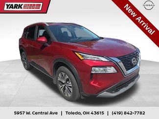 Certified 2023 Nissan Rogue SV w/ SV Premium B Package AWD/4WD 360° Tour