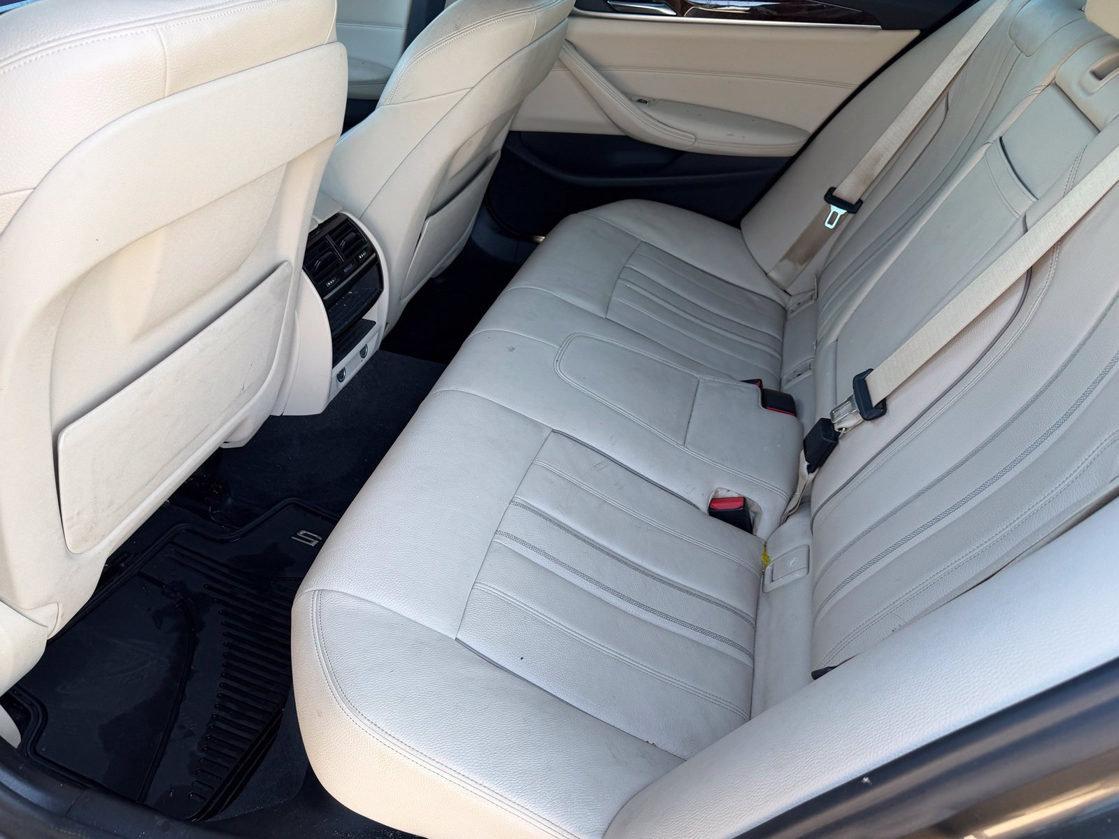 Used 2018 BMW 530i w/ Premium Package RWD image 33