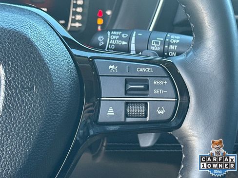 Used 2025 Honda Pilot Elite image 26