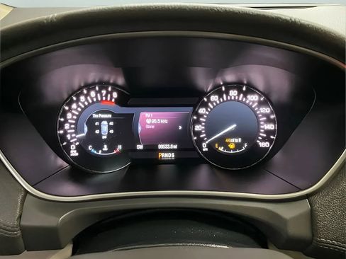 Used 2016 Lincoln MKX Select w/ Select Plus Package FWD image 18