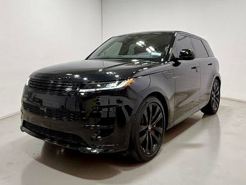 Used 2025 Land Rover Range Rover Sport Dynamic SE AWD/4WD image 9