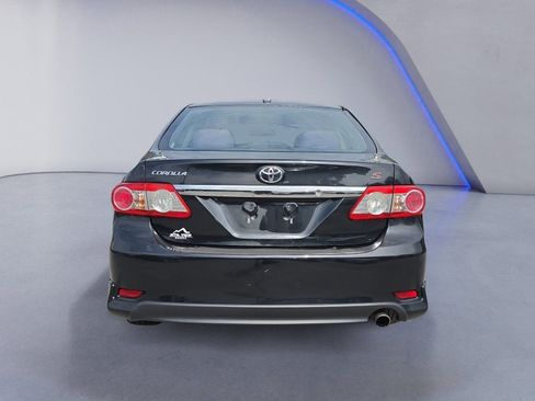 Used 2013 Toyota Corolla S w/ Premium Pkg FWD image 4