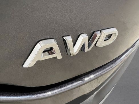 New 2025 Honda Pilot Touring image 10